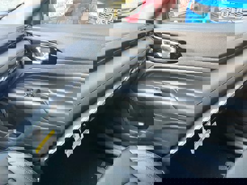 New 2026 Jeep Compass Limited image 15