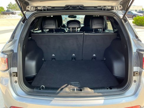 Used 2023 Jeep Compass Altitude image 20