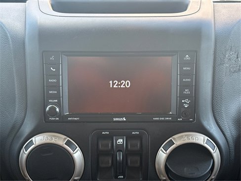 Used 2016 Jeep Wrangler Unlimited Sahara image 17