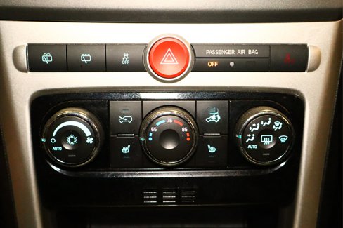 Used 2013 Chevrolet Captiva Sport LTZ image 24