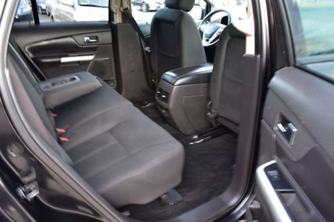 Used 2013 Ford Edge SE image 25