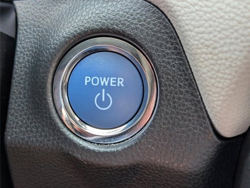 Used 2022 Toyota RAV4 XLE image 26