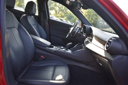 Used 2022 Alfa Romeo Giulia Sprint image 17
