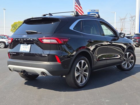 Used 2023 Ford Escape Platinum w/ Premium Technology Package image 7