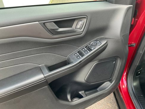 Used 2023 Ford Escape Active image 17