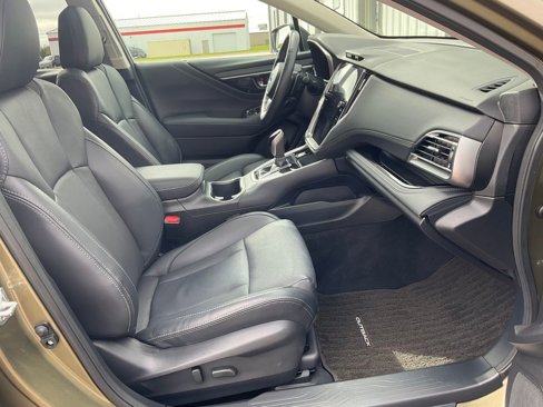 Used 2024 Subaru Outback Limited image 21