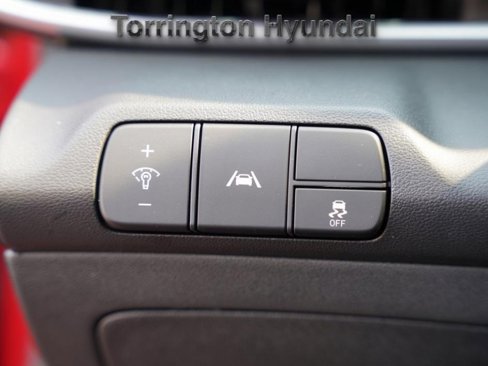 Certified 2023 Hyundai Elantra SEL w/ Convenience Package image 20