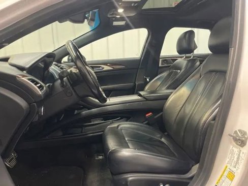 Used 2019 Lincoln MKZ Reserve w/ Reserve Plus Package image 10