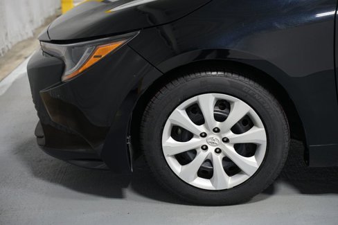 Certified 2023 Toyota Corolla LE image 5