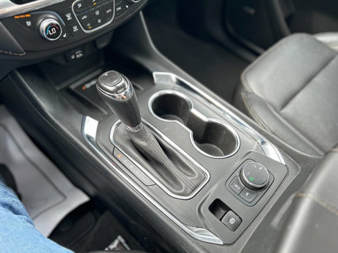 Used 2020 Chevrolet Traverse Premier w/ Redline Edition image 12