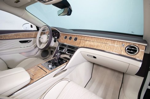 Used 2021 Bentley Flying Spur W12 image 56