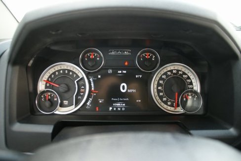 Used 2015 RAM 2500 SLT w/ Luxury Group image 20