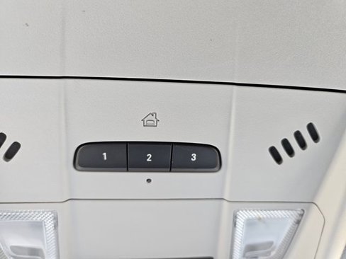Certified 2022 Chevrolet Blazer LT image 30
