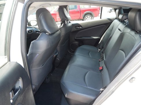 Used 2019 Toyota Prius XLE image 12