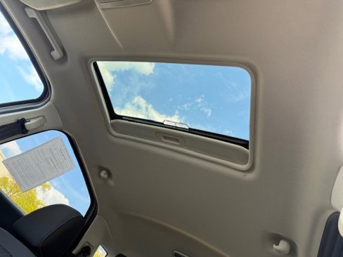 Used 2022 Ford EcoSport SE w/ SE Convenience Package image 35