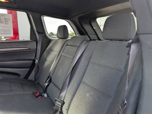 Used 2014 Jeep Grand Cherokee Laredo w/ All Weather Capability Group image 8