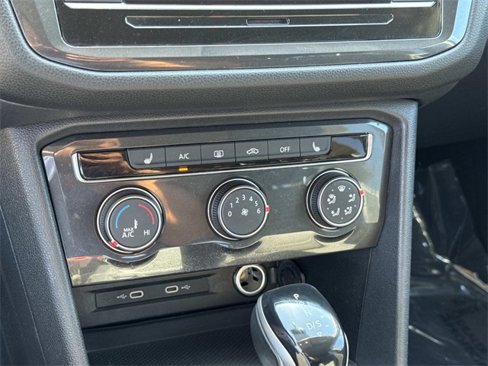Certified 2022 Volkswagen Tiguan S image 21