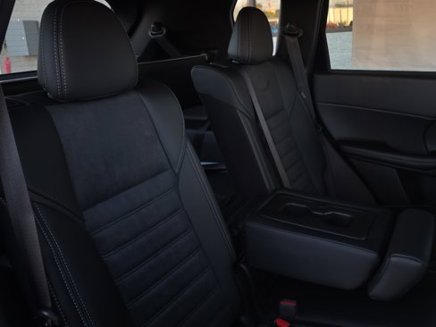New 2025 Mitsubishi Outlander SE image 22