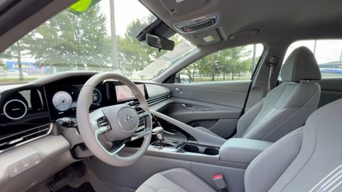 Used 2023 Hyundai Elantra SEL w/ Convenience Package image 33