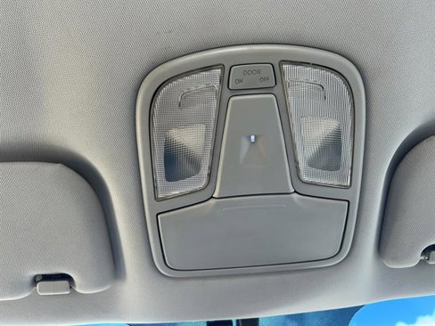 Used 2011 Kia Optima EX image 26