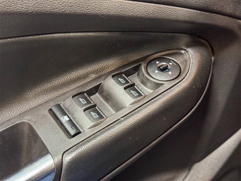 Used 2018 Ford Escape SEL image 41