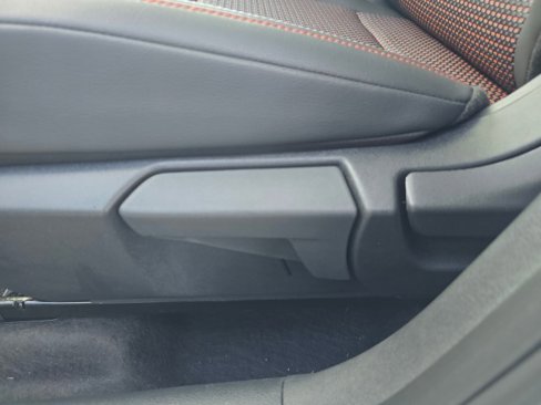 New 2025 Nissan Kicks SR w/ SR Premium Package image 25