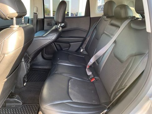 Used 2018 Jeep Compass Altitude w/ Popular Equipment Group image 11