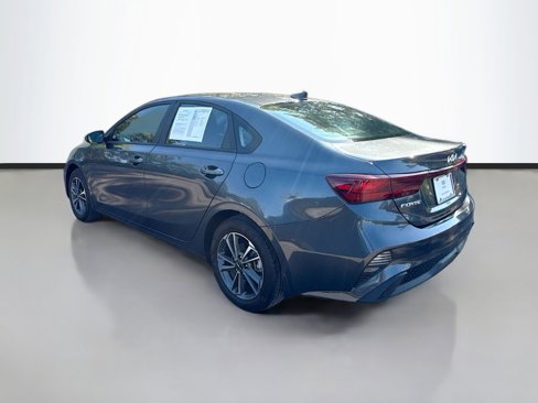Used 2024 Kia Forte LXS image 7
