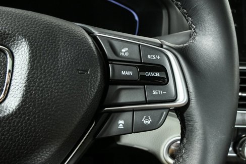 Used 2020 Honda Accord Touring image 11