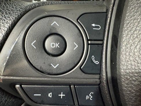 Used 2023 Toyota Corolla LE image 11