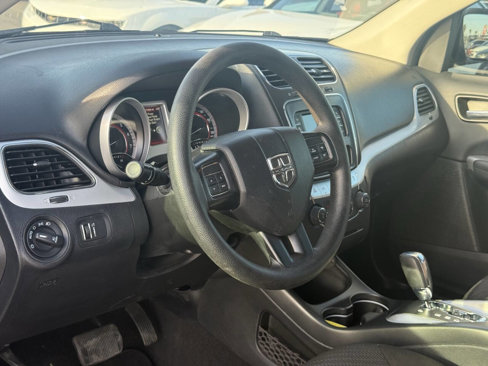 Used 2019 Dodge Journey SE image 16
