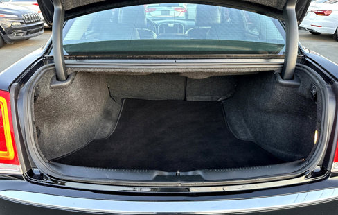 Used 2019 Chrysler 300 Limited image 10