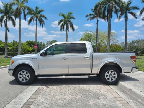 Used 2013 Ford F150 Lariat w/ Lariat Chrome Pkg image 4