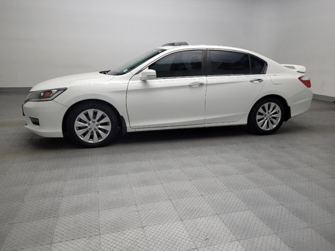 Used 2014 Honda Accord EX image 2