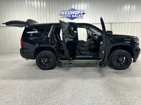 Used 2016 Chevrolet Tahoe LTZ image 2
