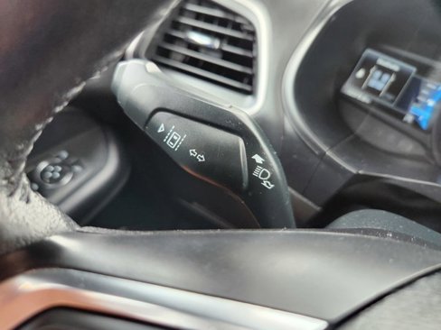 Used 2022 Ford Edge SEL w/ Convenience Package image 23