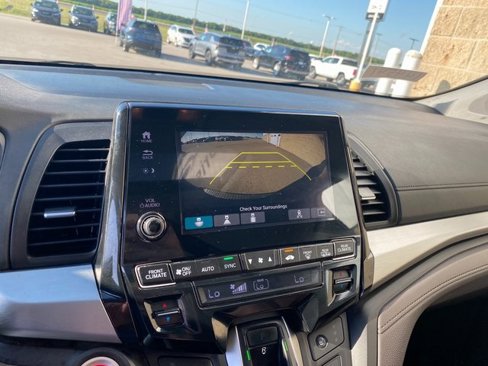 Used 2019 Honda Odyssey Touring image 22