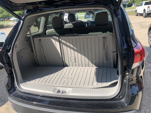Used 2018 Toyota Highlander XLE image 33