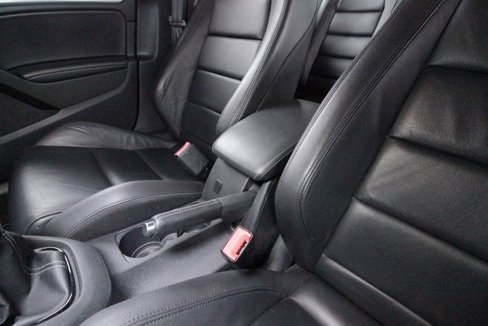 Used 2013 Volkswagen Golf R 4-Door image 17