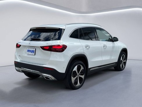 New 2026 Mercedes-Benz GLA 250 4MATIC image 4