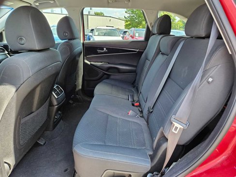 Used 2020 Kia Sorento AWD V6 image 15
