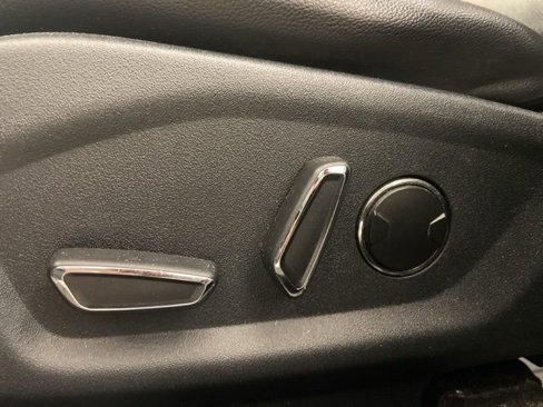 Used 2018 Ford Explorer Sport w/ Equipment Group 401A image 10