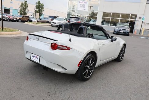 Used 2016 MAZDA MX-5 Miata Club image 43