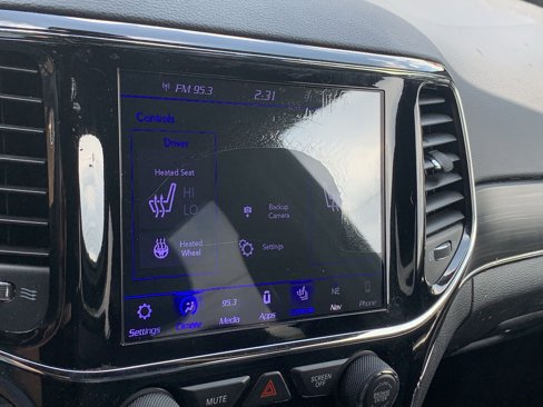 Used 2019 Jeep Grand Cherokee Limited image 28