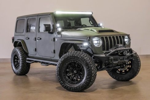 Used 2024 Jeep Wrangler Unlimited Sport image 2
