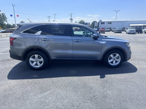 Used 2021 Kia Sorento LX image 25