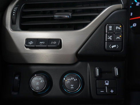 Used 2018 GMC Yukon Denali w/ Denali Ultimate Package image 29