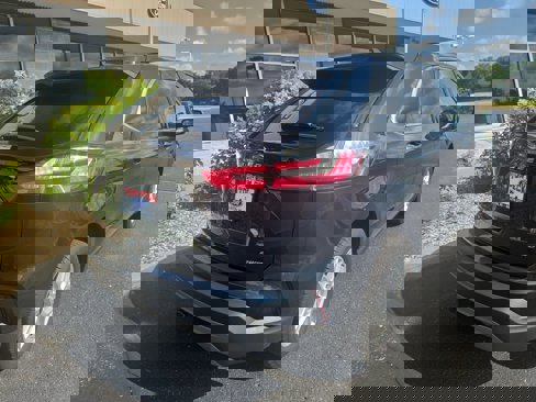 Used 2023 Ford Edge SEL w/ Convenience Package image 2