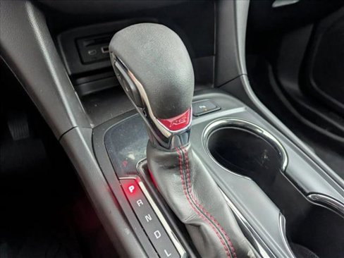 Used 2022 Chevrolet Equinox RS w/ RS Leather Package image 11
