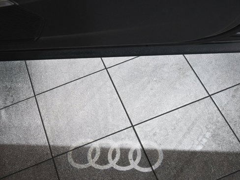 Used 2021 Audi Q8 Premium Plus w/ Premium Plus Package image 25